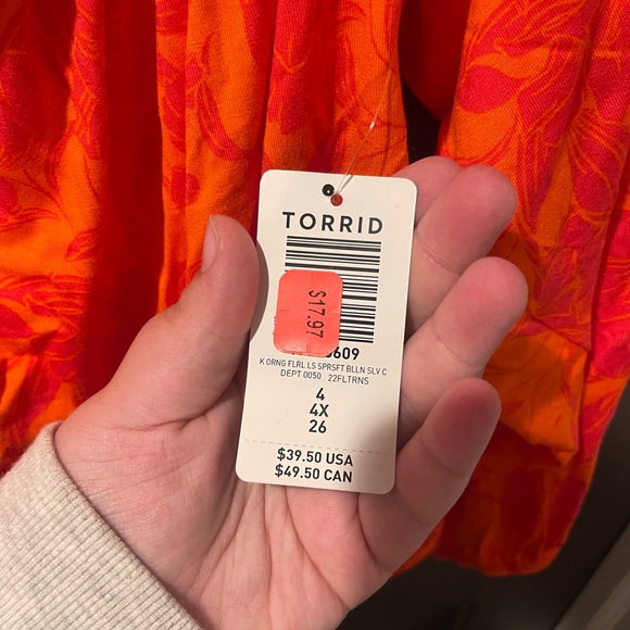 Torrid Orange and Red Floral Off the Shoulder Cropped Top - Picture 5 of 6